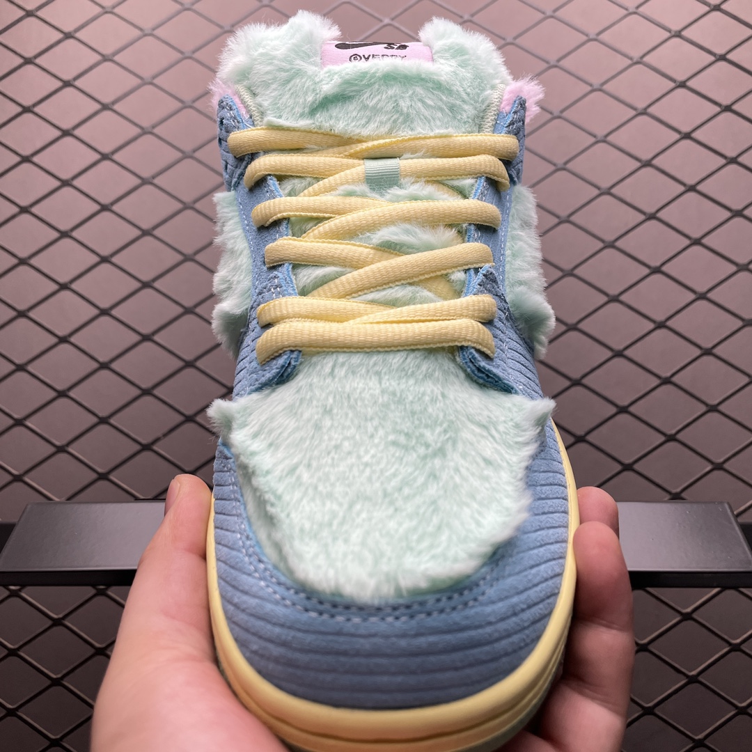 VERDY × Nike SB Dunk Low Pro QS "Visty/Blue Gaze and Enamel Green"(FN6040-400)