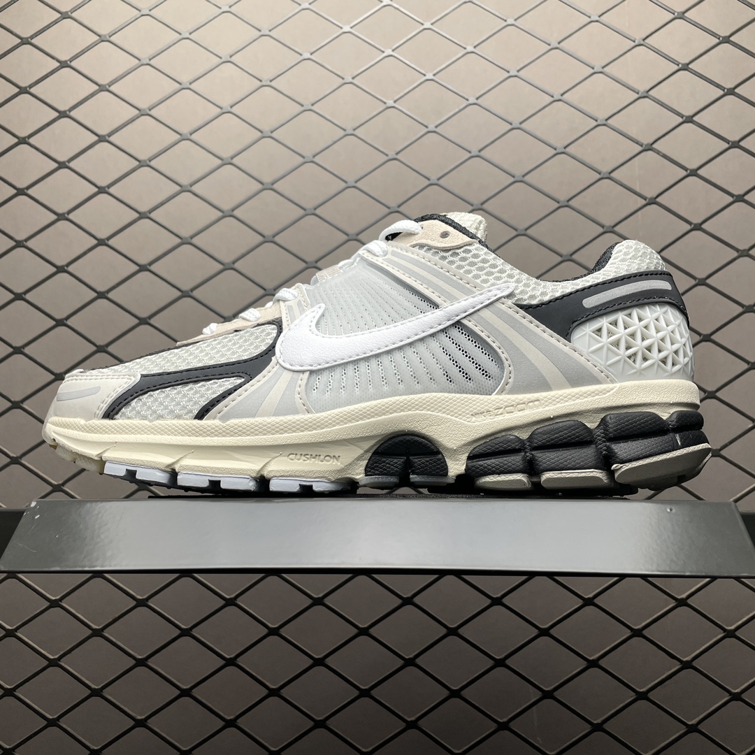 Nike Zoom Vomero 5 PRM Supersonic Nike Zoom Vomero 5 PRM Supersonic