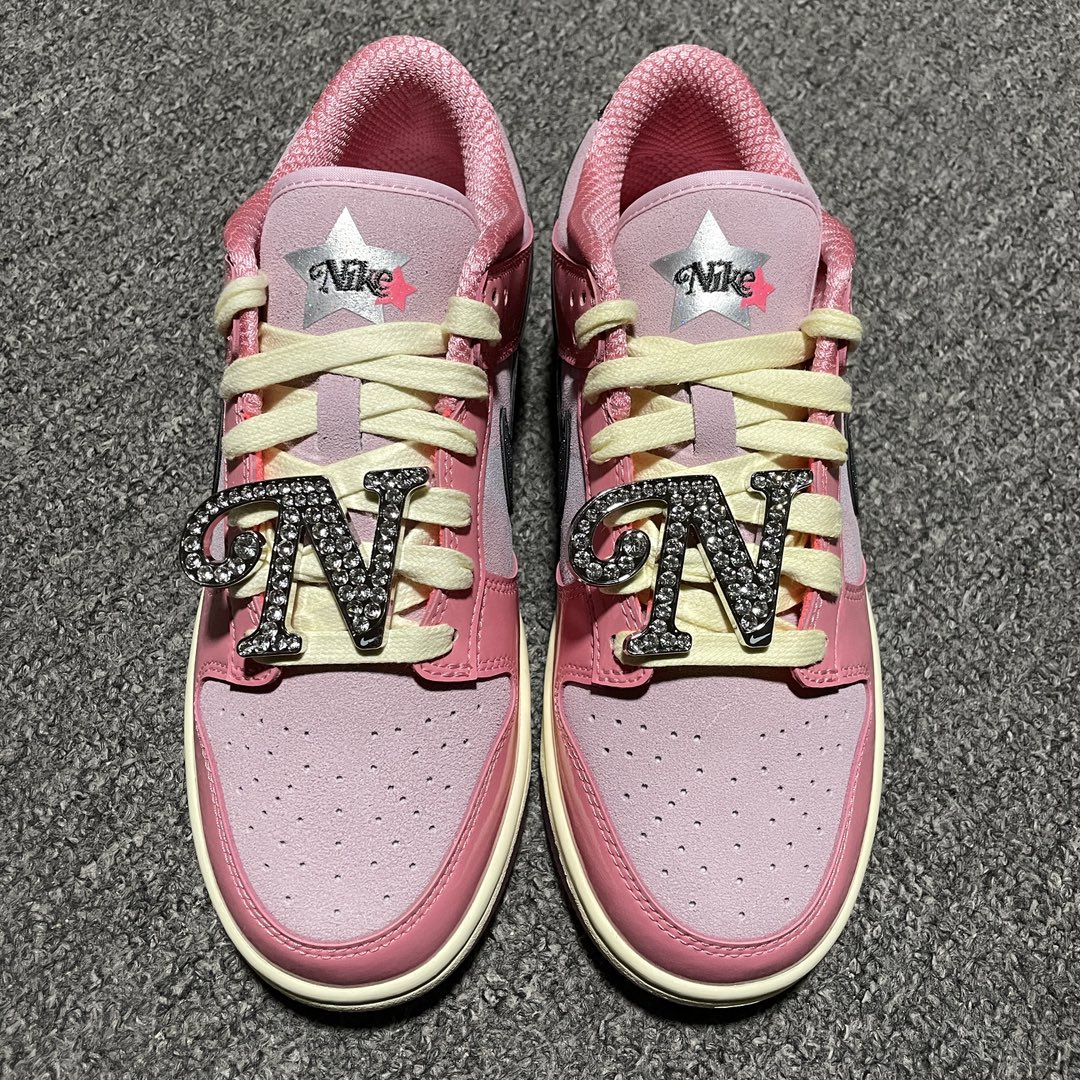 Nike WMNS Dunk Low "Barbie"（FN8927-621）