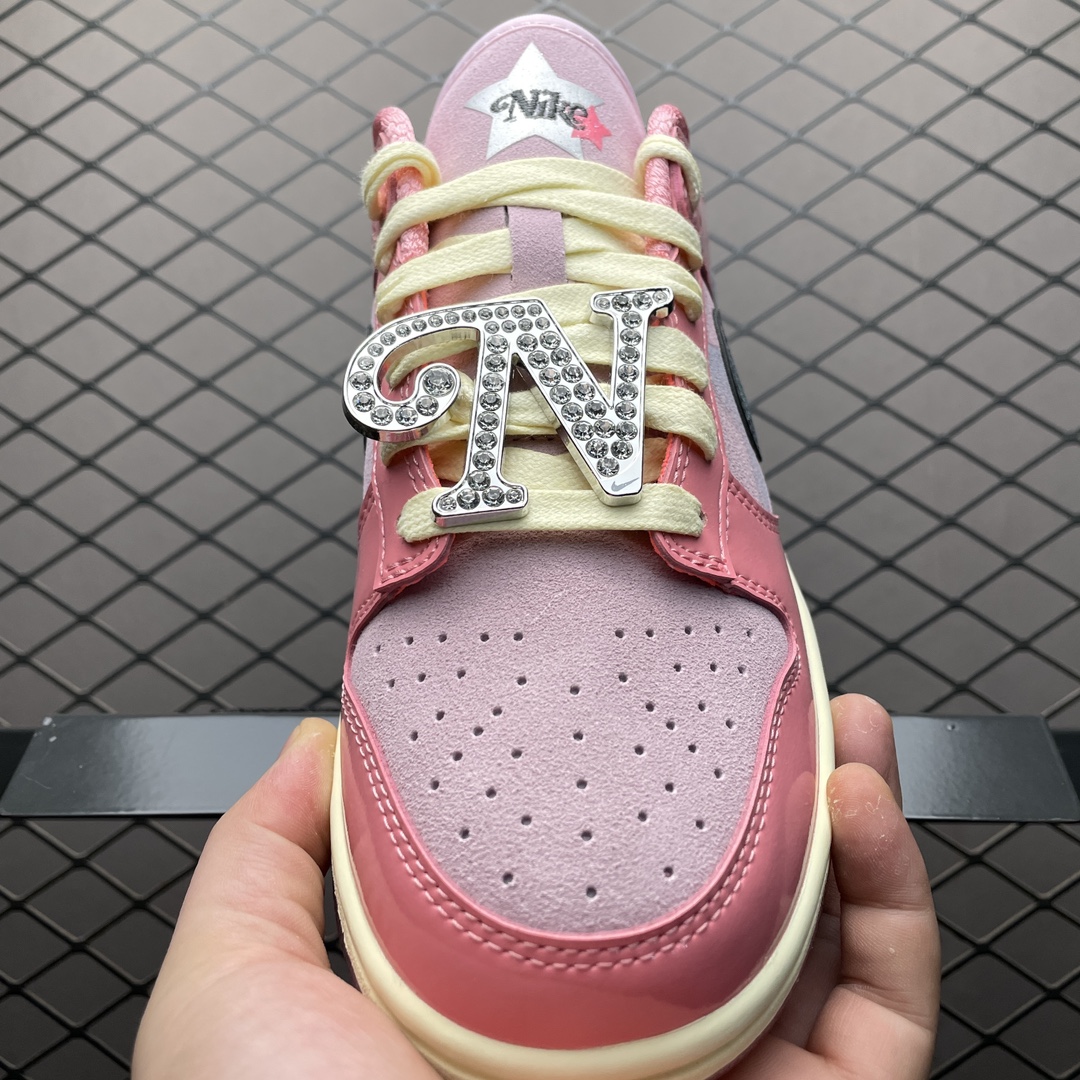 Nike WMNS Dunk Low "Barbie"（FN8927-621）
