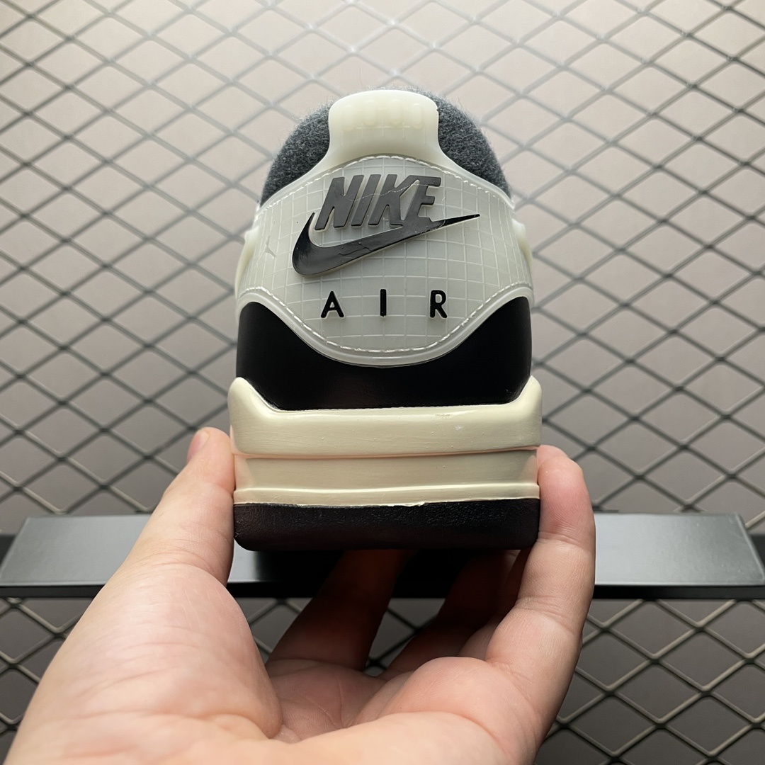 Nike Air Jordan 4 RM "Black/Sail"（FQ7939-006）
