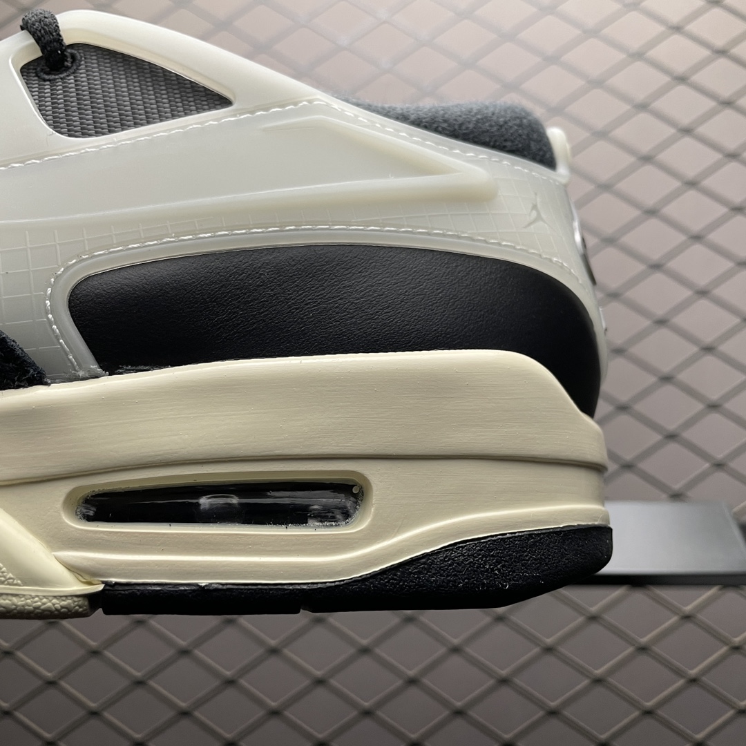 Nike Air Jordan 4 RM "Black/Sail"（FQ7939-006）