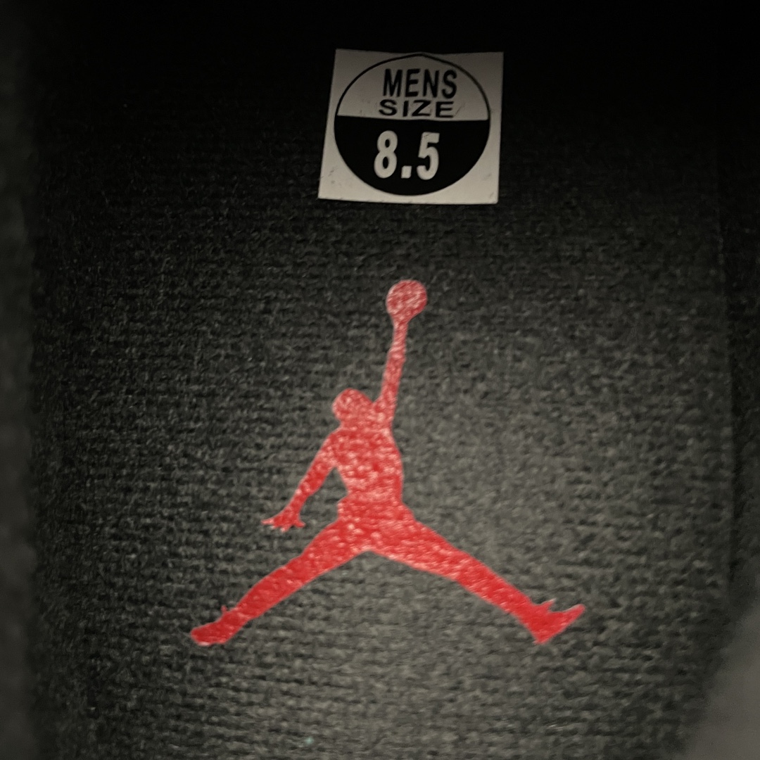 Nike Air Jordan 4 RM "Black/Sail"（FQ7939-006）