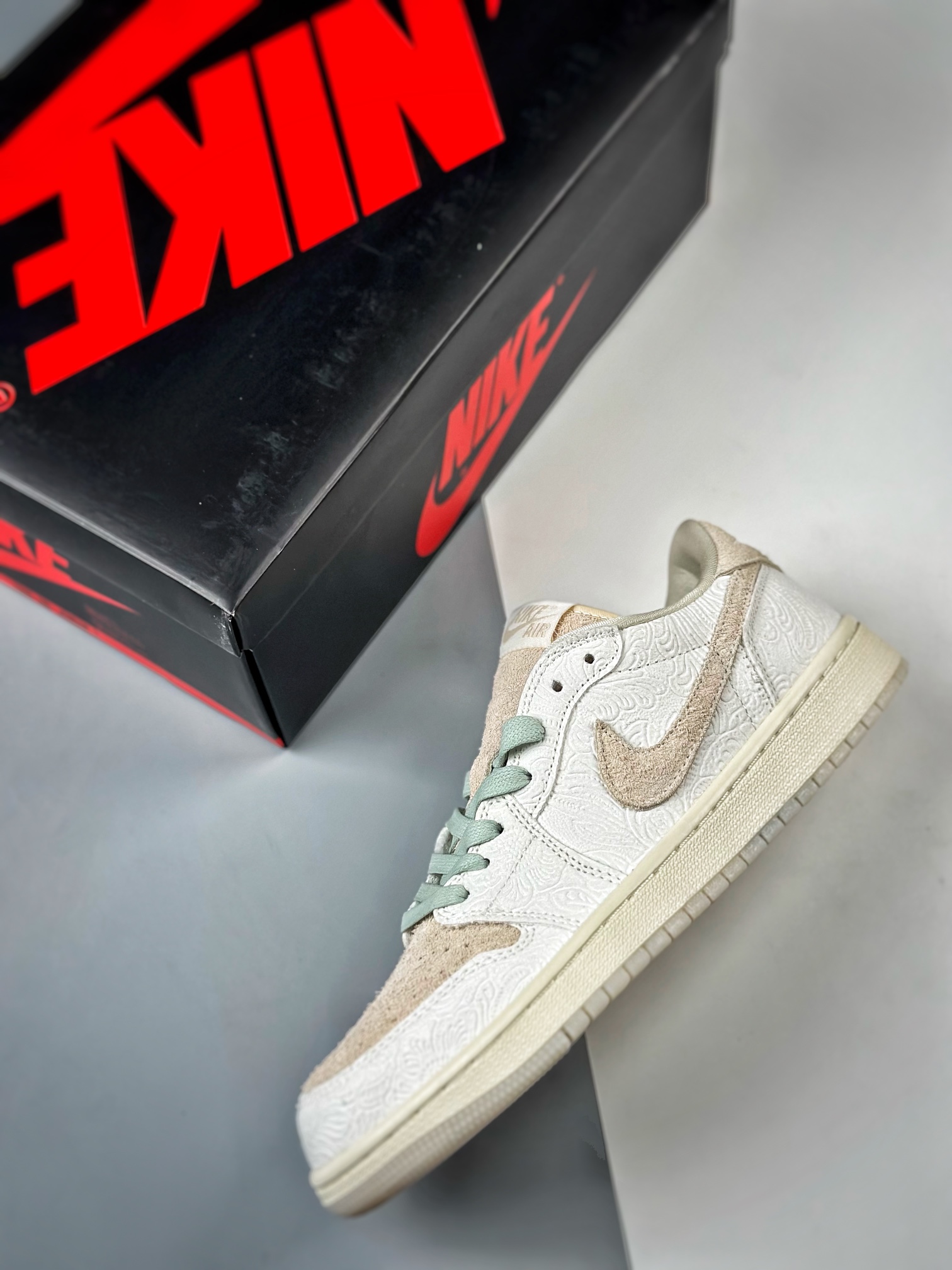 Chris Paul × Nike Air Jordan 1 Low OG "CP3" (FZ0455-200)