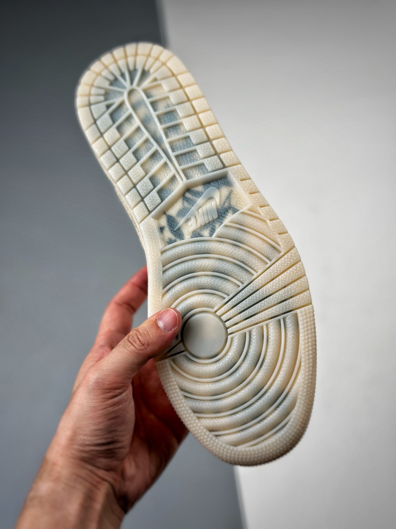 Chris Paul × Nike Air Jordan 1 Low OG "CP3" (FZ0455-200)