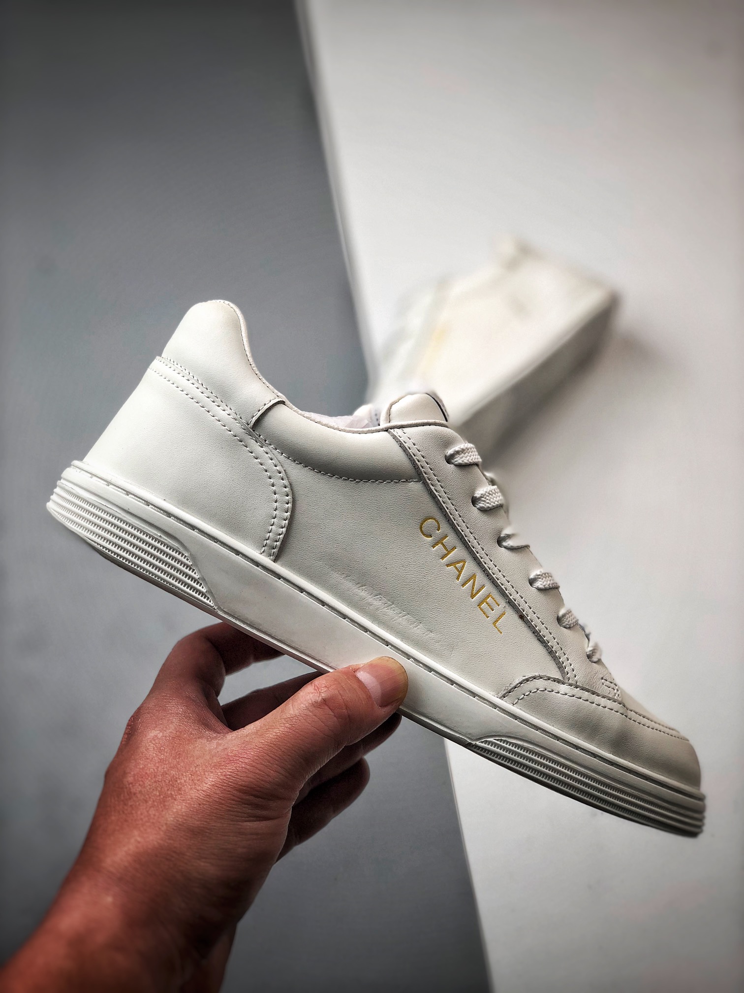 CHANL leather sneakers（G45085-B13311-NP502）