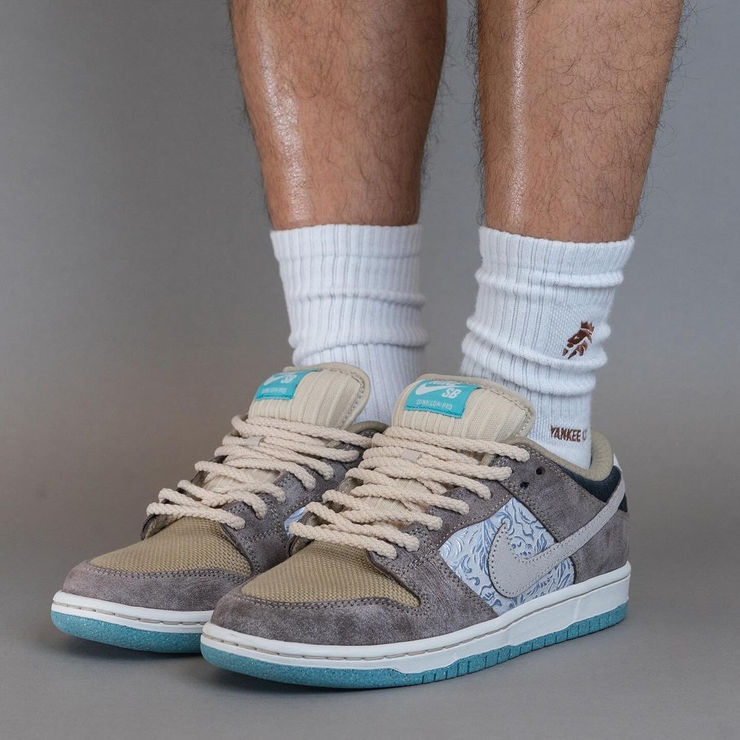SiteSupply on X: "On-foot with the Nike SB Dunk Low “Live. Laugh. Love”   https://t.co/94sRZwgzFL" / X