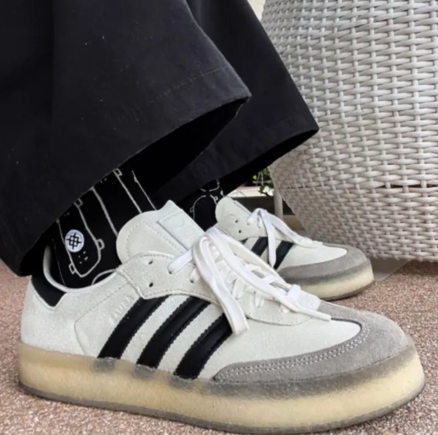 Gi&agrave;y Adidas x Kith x Clarks 8th Street Samba Kithmas 'Core Black' IE4033 -  Authentic-Shoes