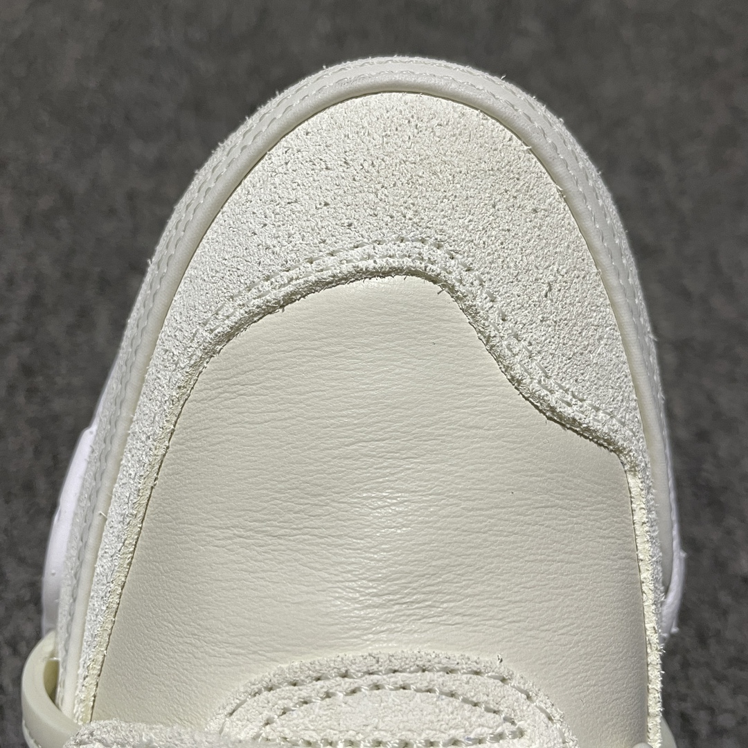 Travis Scott × Nike Zoom Field Jaxx "Sail"（HQ3061-100）