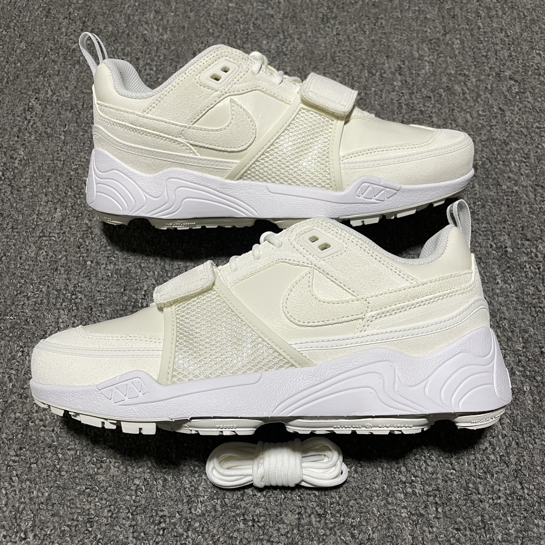 Travis Scott × Nike Zoom Field Jaxx "Sail"（HQ3061-100）