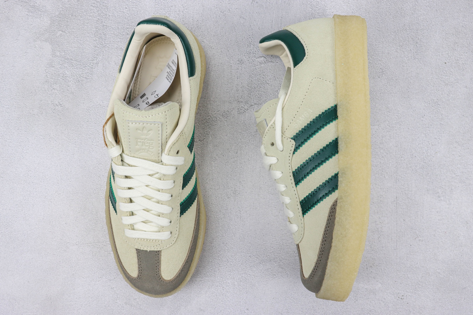 Ronnie Fieg × Clarks × adidas Samba White/Green（ID7297）