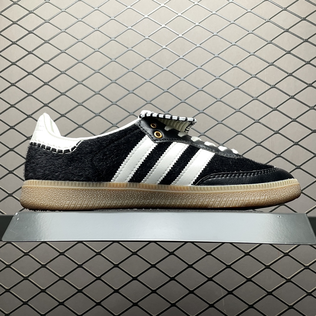 Wales Bonner × adidas Samba Pony Tonal Low "Core Black/Cream White"（IE0580）