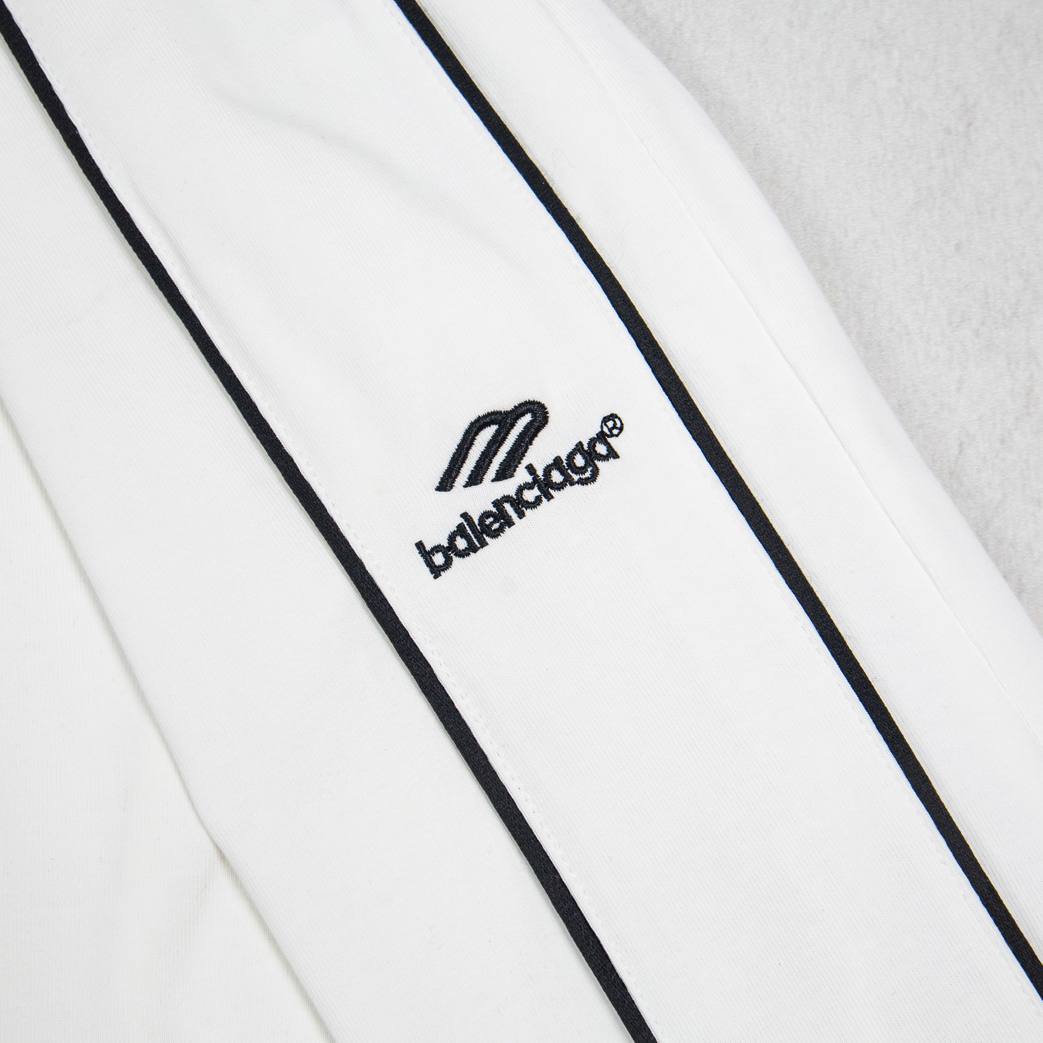 BALENCIAGA Men's Paris Soccer Long Sleeve T-Shirt Oversized "Black/White"(778972TPVT71070）