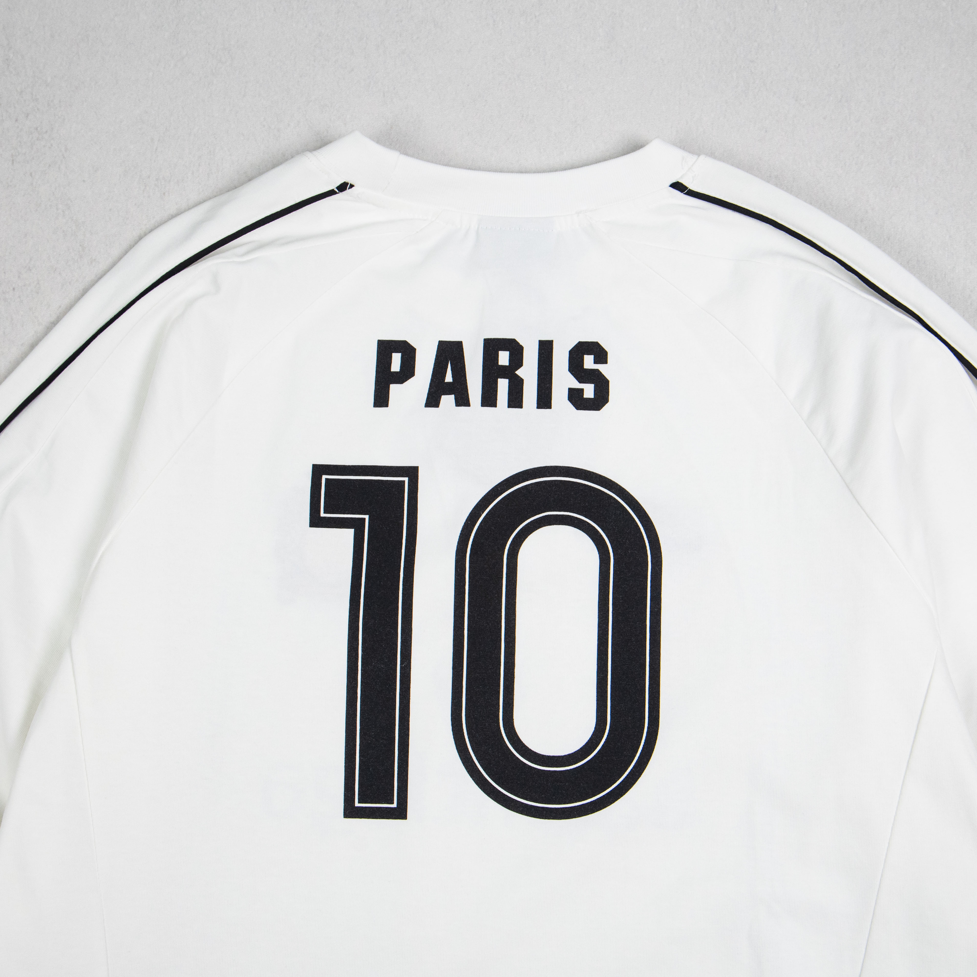 BALENCIAGA Men's Paris Soccer Long Sleeve T-Shirt Oversized "Black/White"(778972TPVT71070）