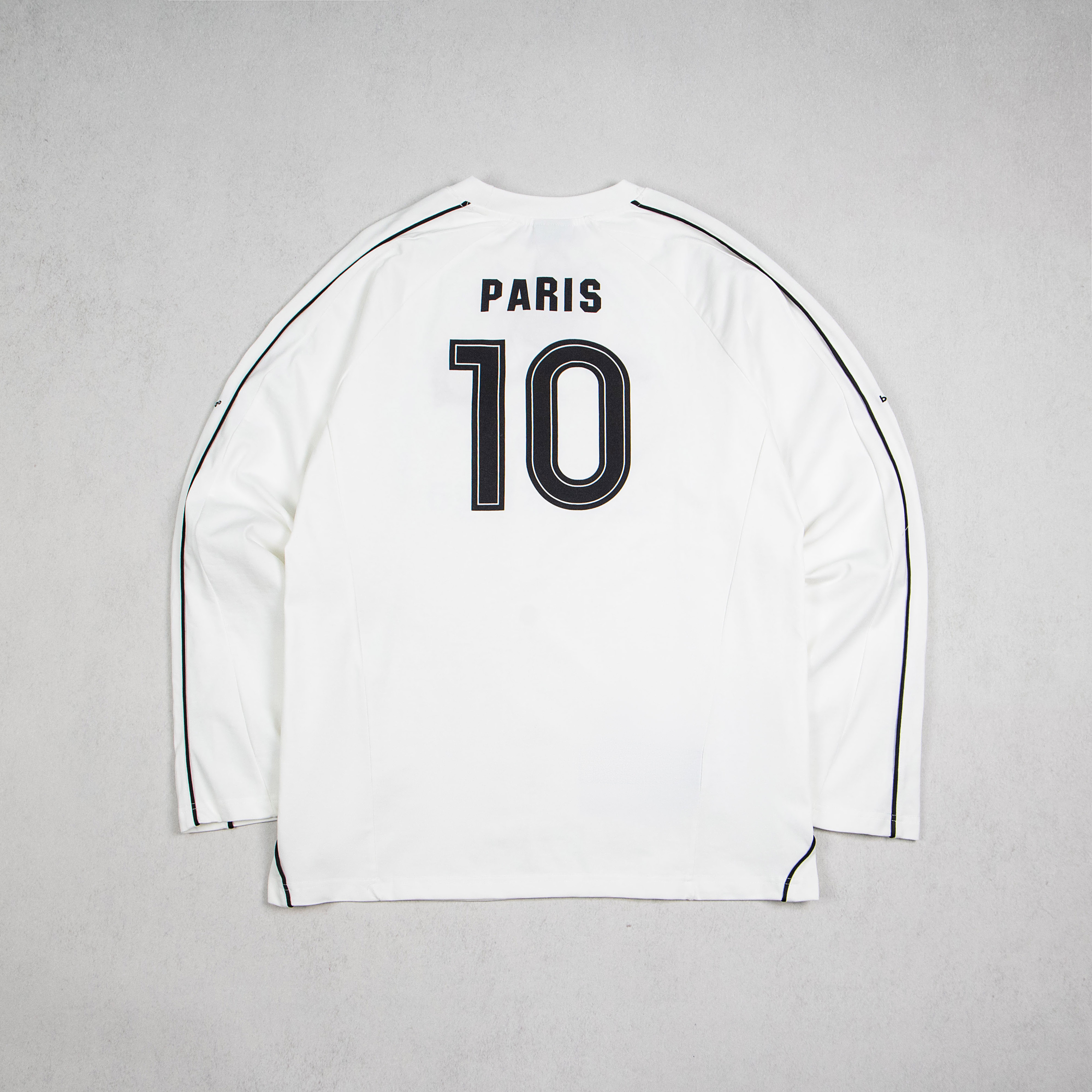 BALENCIAGA Men's Paris Soccer Long Sleeve T-Shirt Oversized "Black/White"(778972TPVT71070）