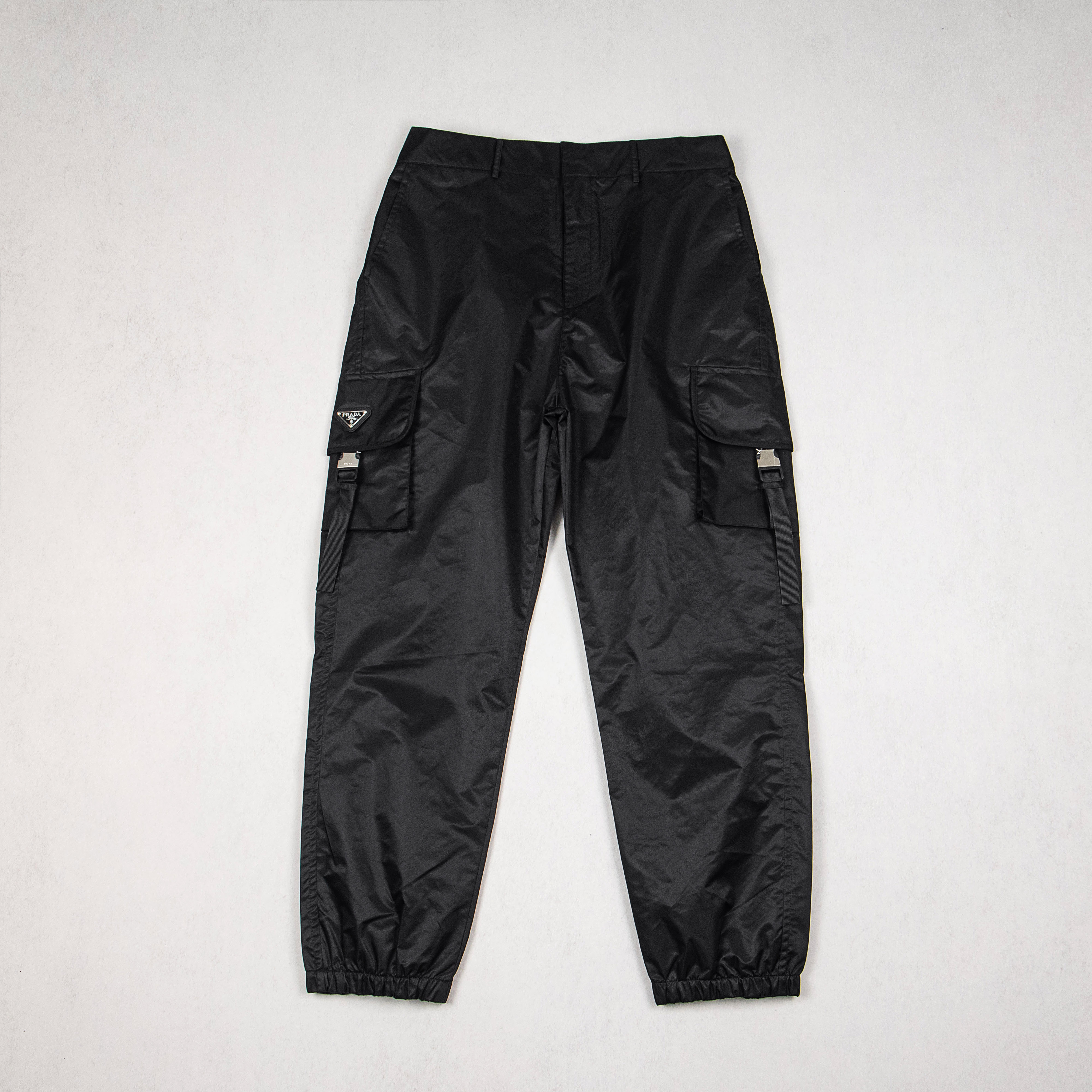 Prada Men's Black Polyamide Pants（SPH130S211-1WQ8-F0002）