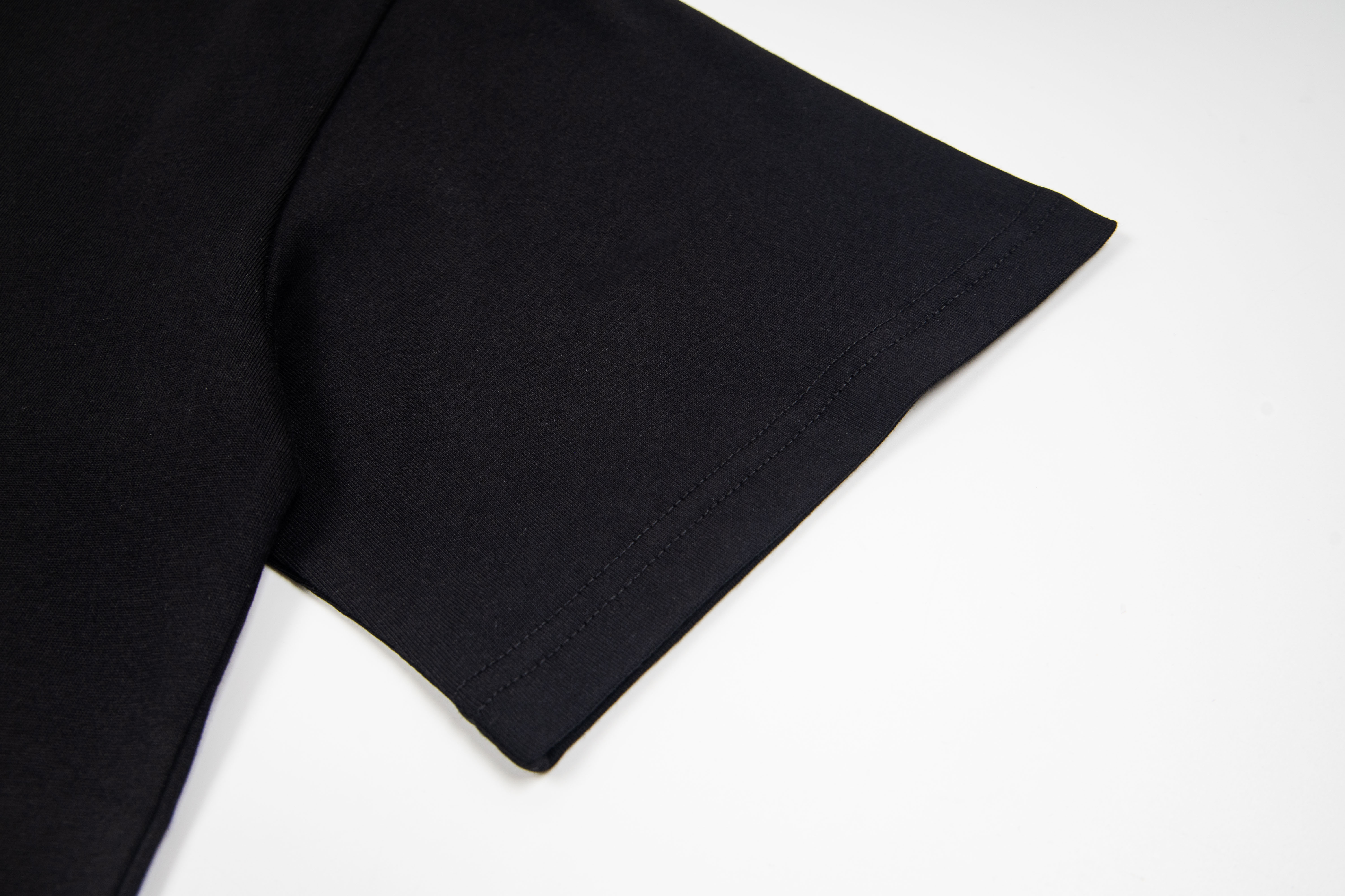 PRADA Cotton short sleeve T-shirt  (POIZON240514148）