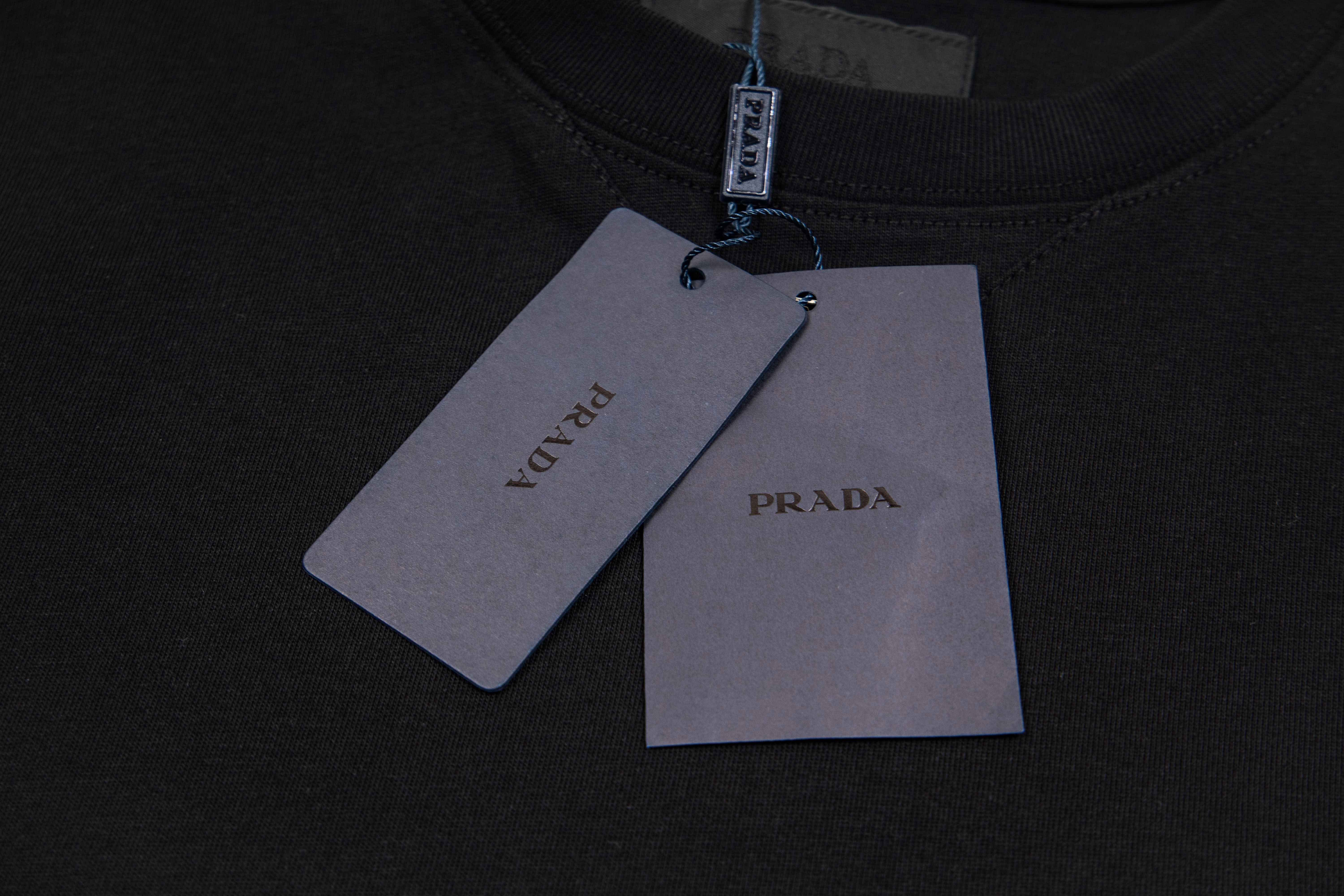 PRADA Cotton short sleeve T-shirt  (POIZON240514148）