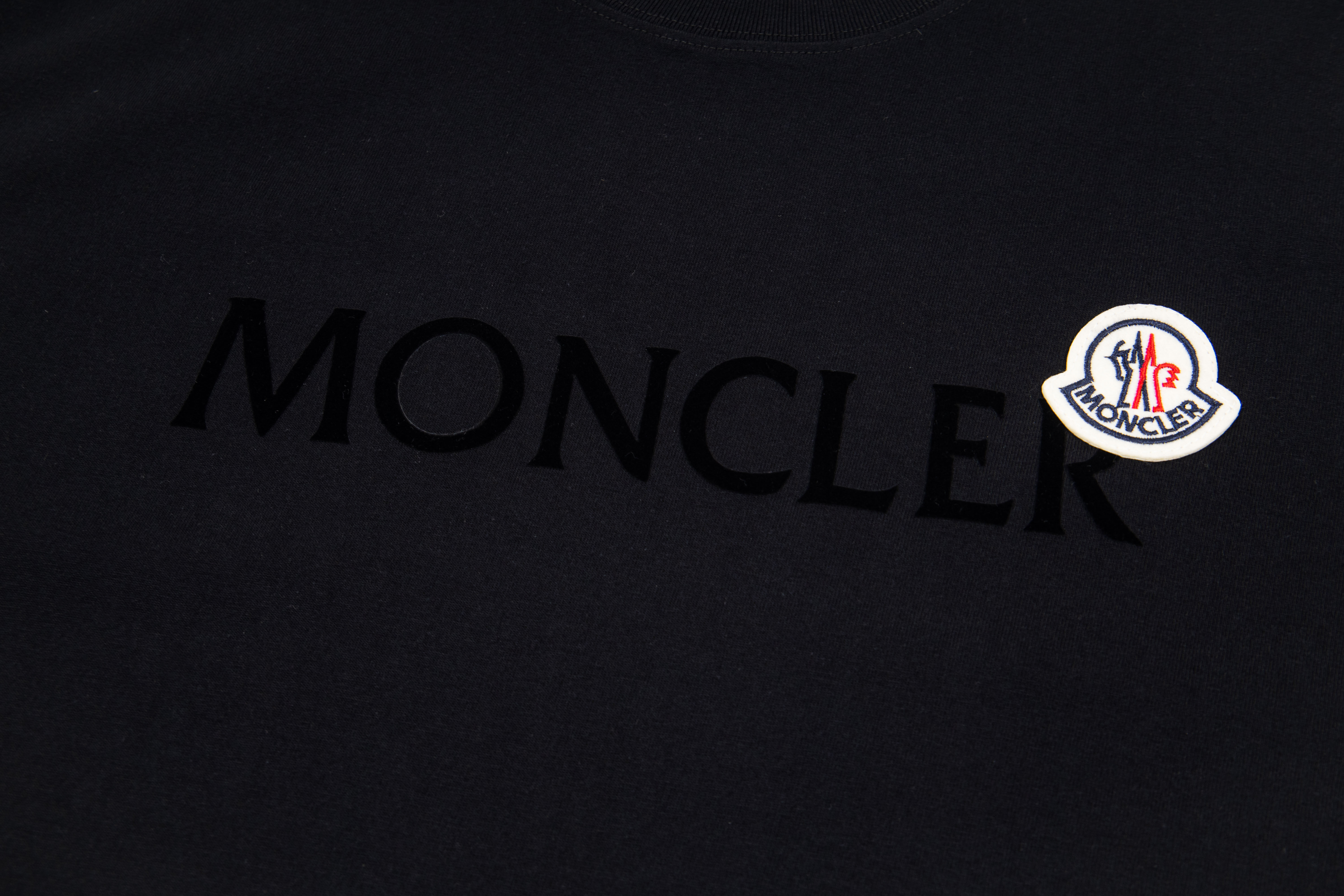 Moncler Flocked Logo Cotton T-Shirt（J20918C000248390T778）