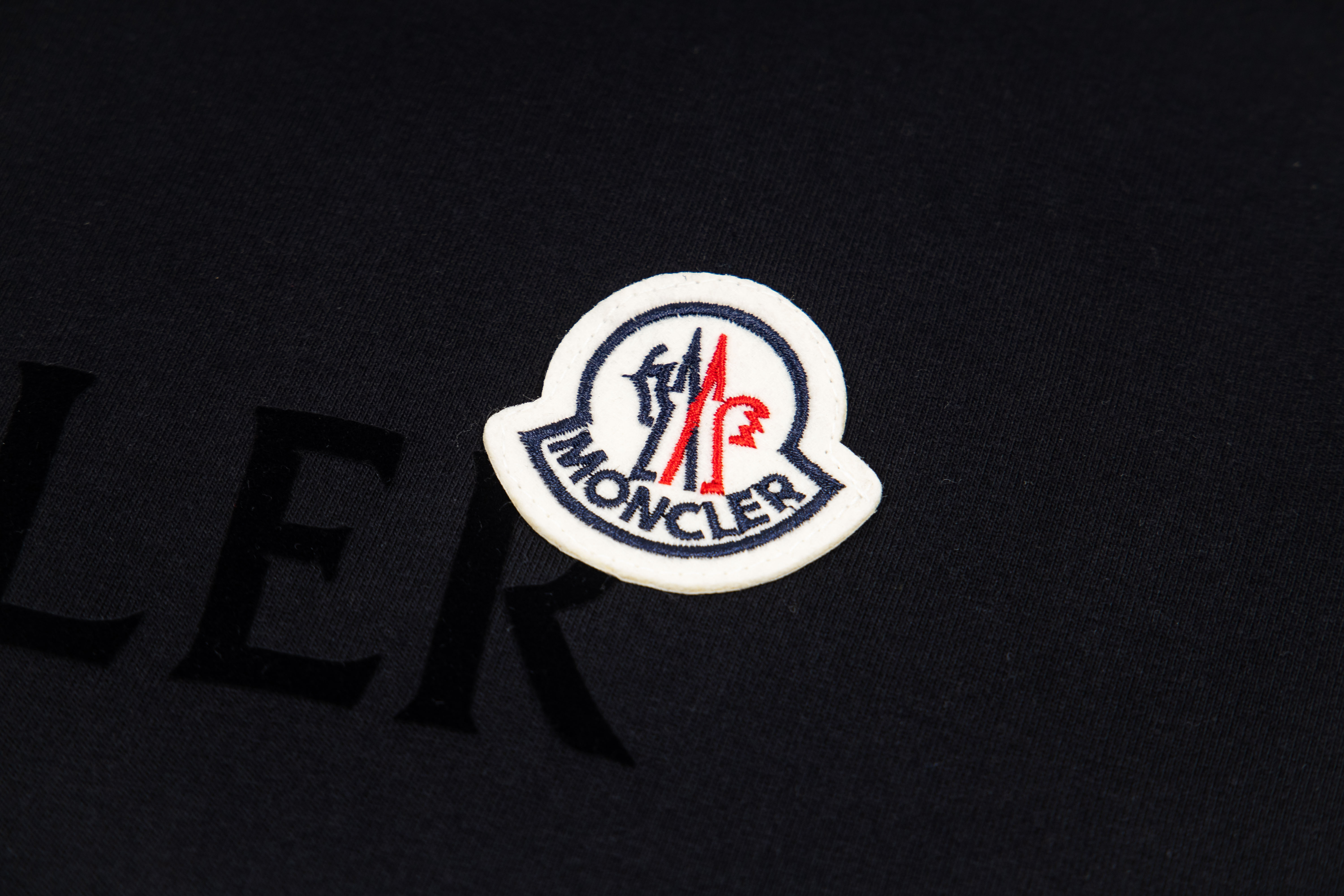 Moncler Flocked Logo Cotton T-Shirt（J20918C000248390T778）