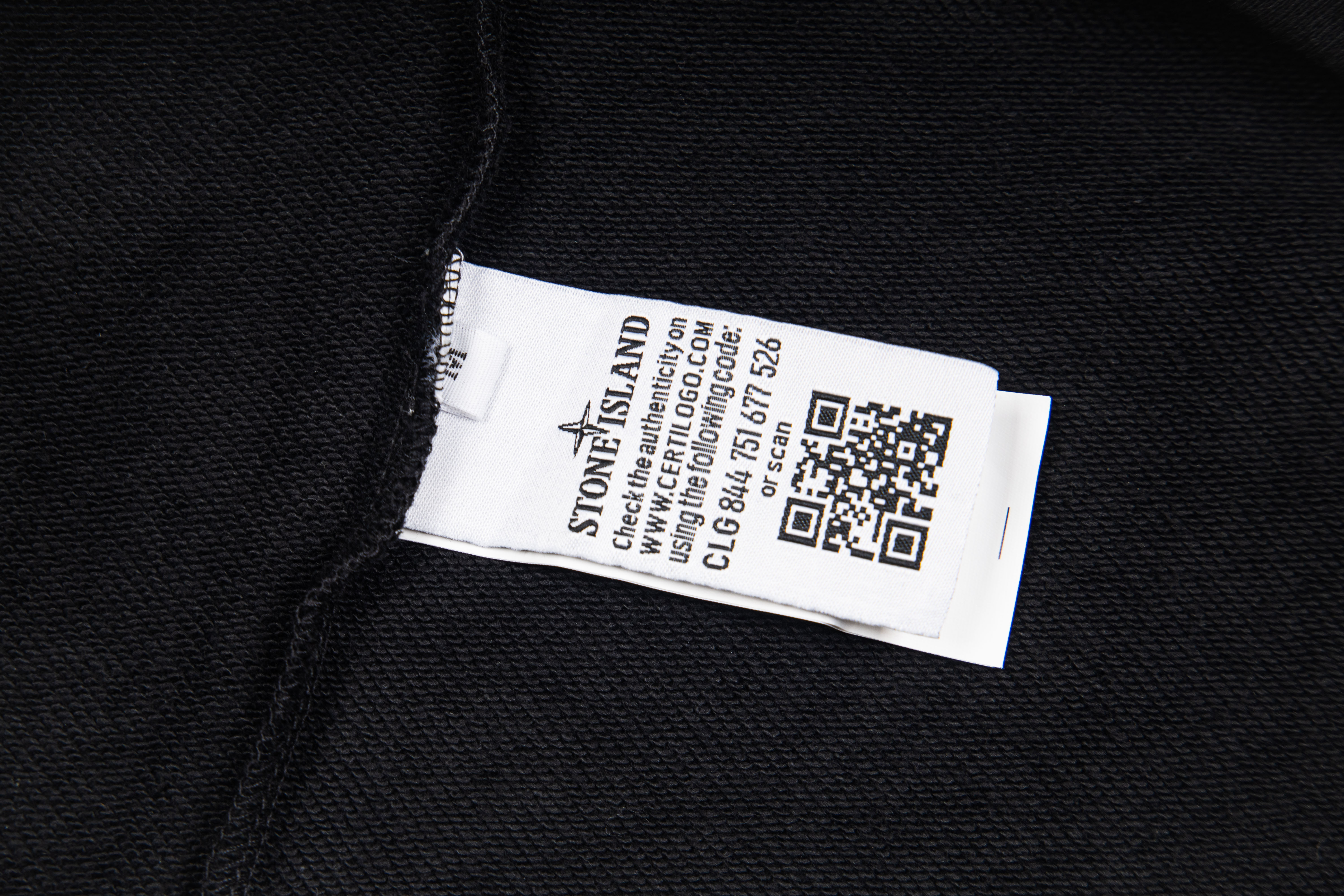 STONE ISLAND Garment Dyed Crew Sweatshirt（721563051-V0020）