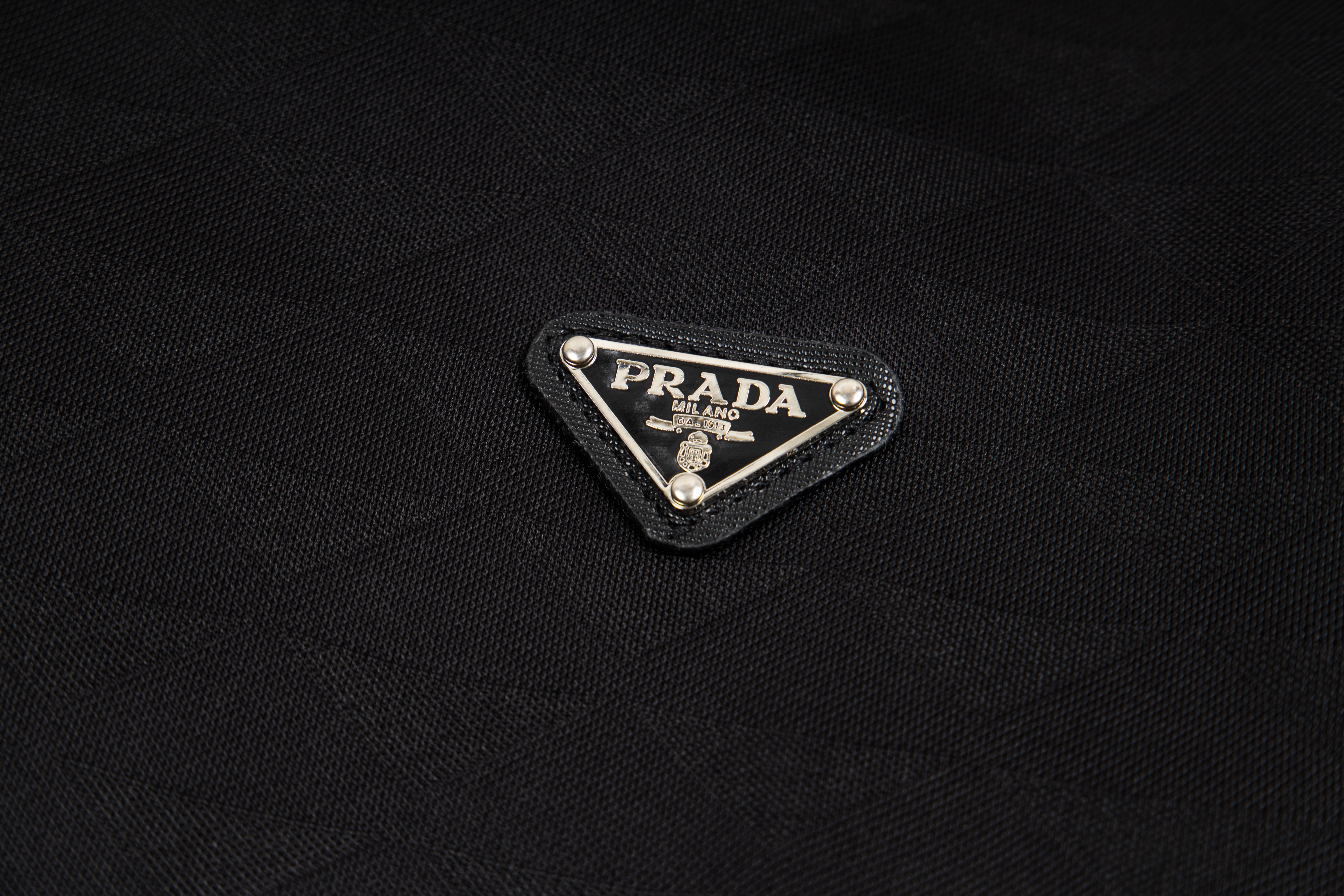 PRADA Monogram Sweatshirt with Triangle Logo (UJL67B-147M-F0002-S-OOO）