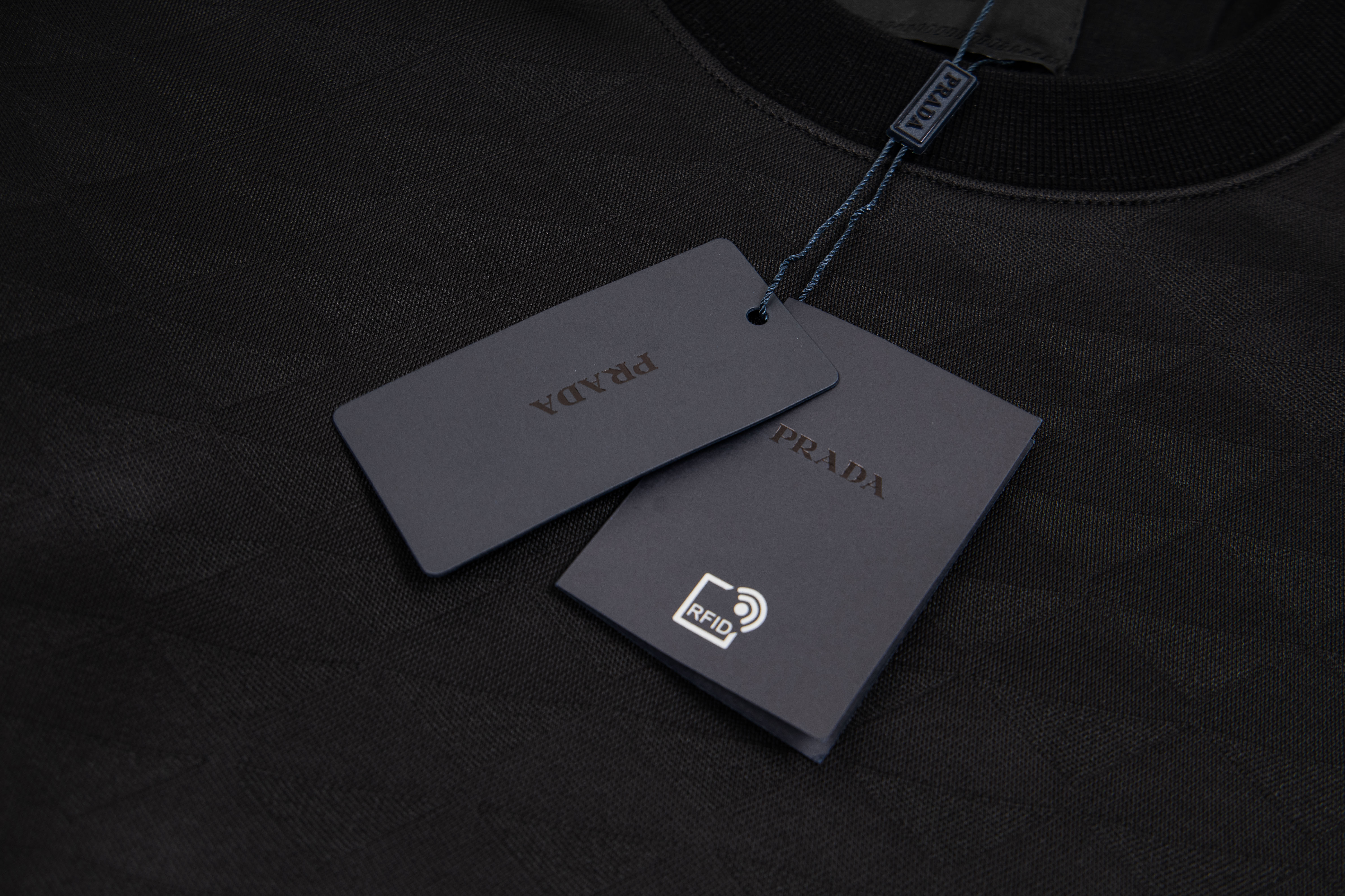 PRADA Monogram Sweatshirt with Triangle Logo (UJL67B-147M-F0002-S-OOO）