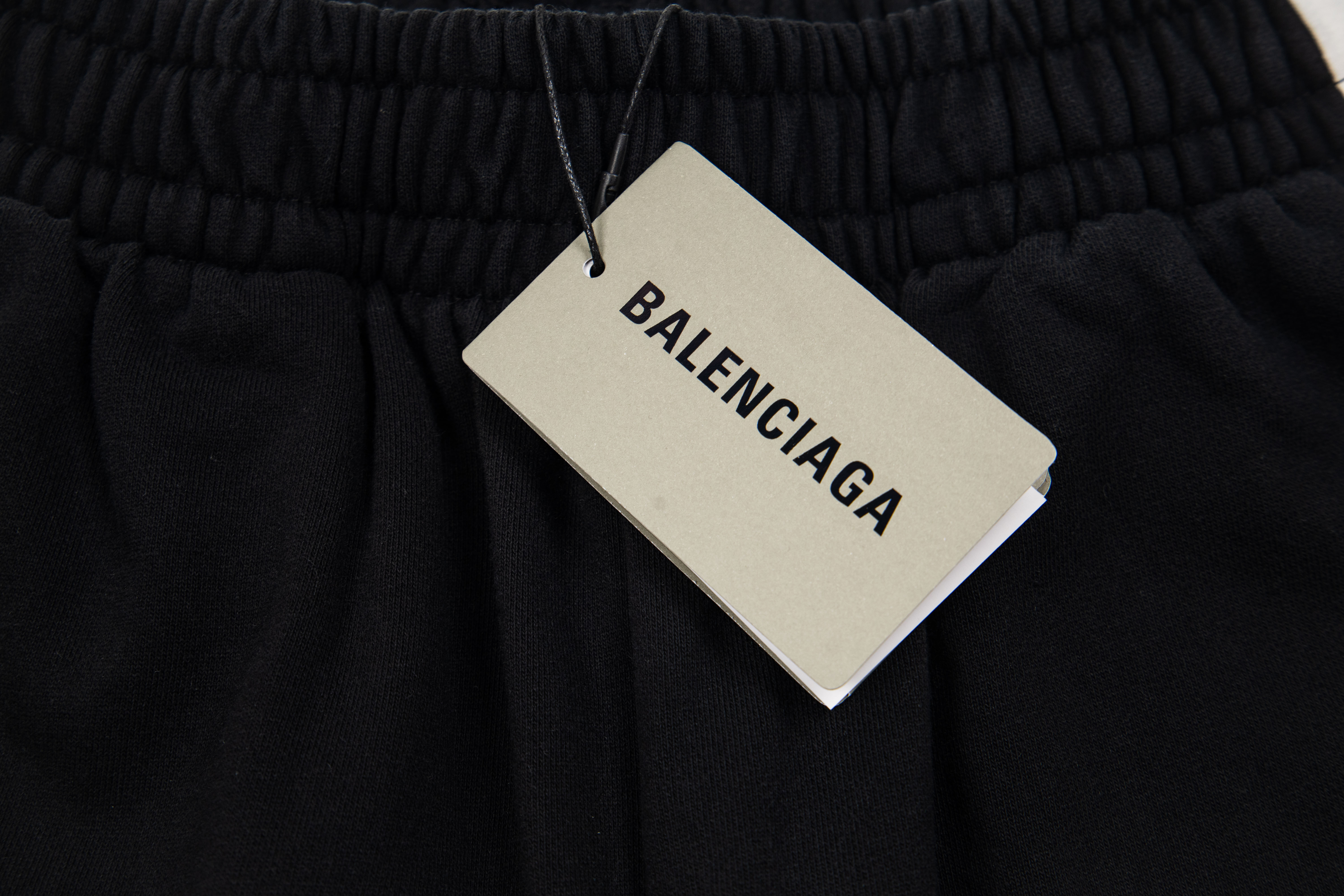 Balenciaga NBA collaboration oversized track pants in black/white（864873TTVV91070）