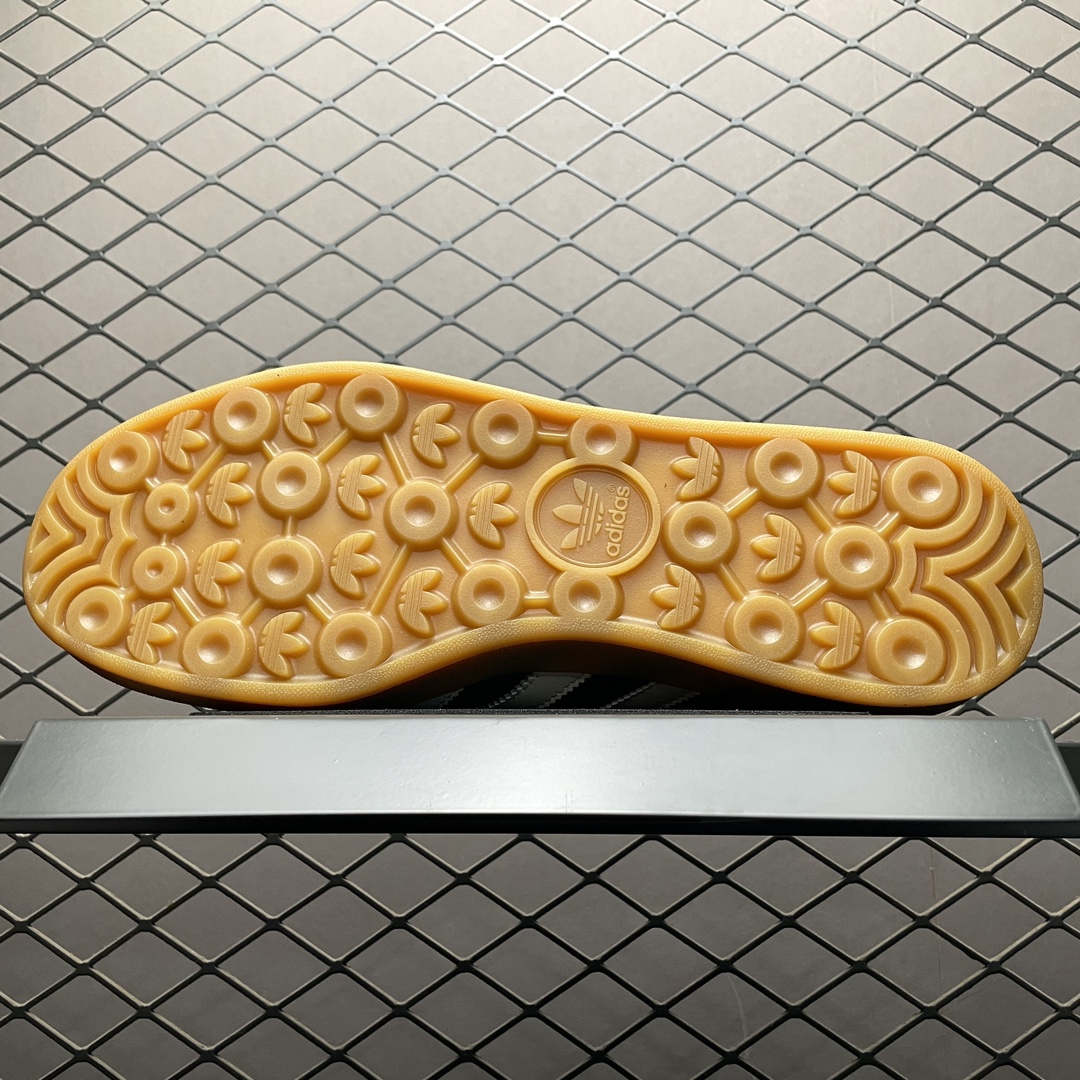 The Blue Trio × adidas Originals Gazelle Indoor "Bronze/White/Light Brown"（JP5671）