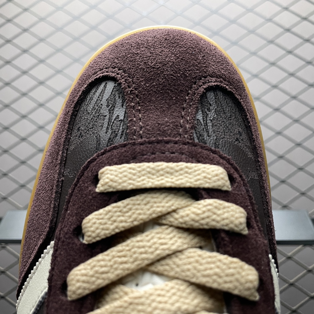 The Blue Trio × adidas Originals Gazelle Indoor "Bronze/White/Light Brown"（JP5671）