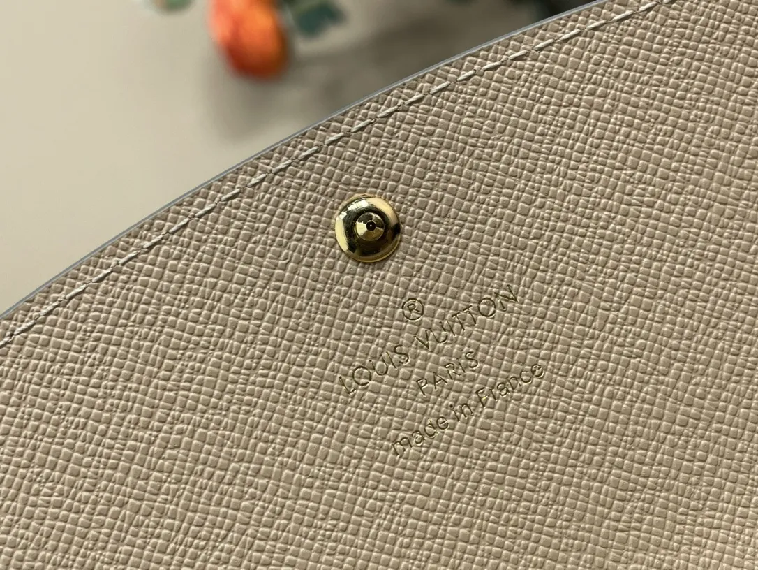 Louis Vuitton Portofeuil Emily（M82157）