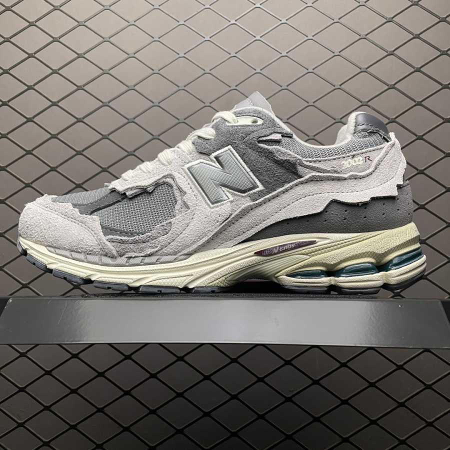 New Balance 2002R Protection Pack "Rain Cloud"(M2002RDA）