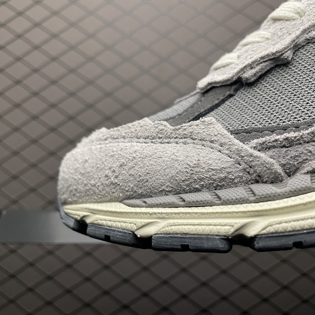 New Balance 2002R Protection Pack "Rain Cloud"(M2002RDA）