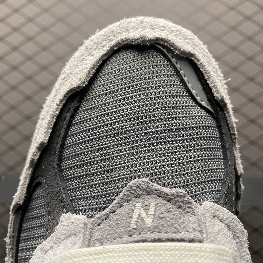 New Balance 2002R Protection Pack "Rain Cloud"(M2002RDA）