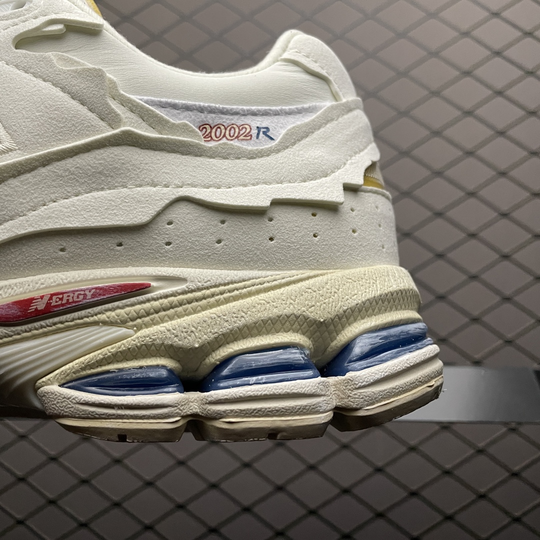 New Balance 2002R "Sea Salt"(M2002RDC）