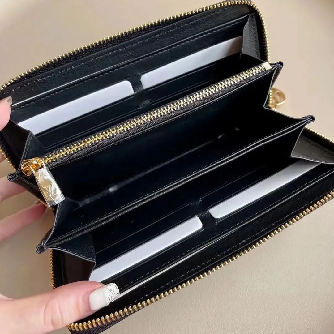 Louis Vuitton Zippy Wallet （M82444）