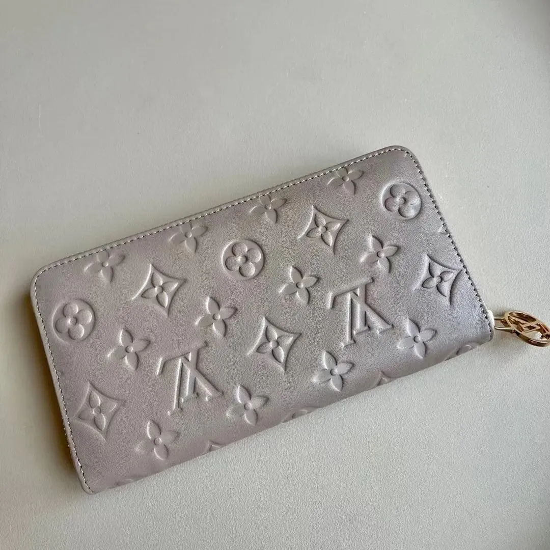 Louis Vuitton Zippy Wallet （M82444）