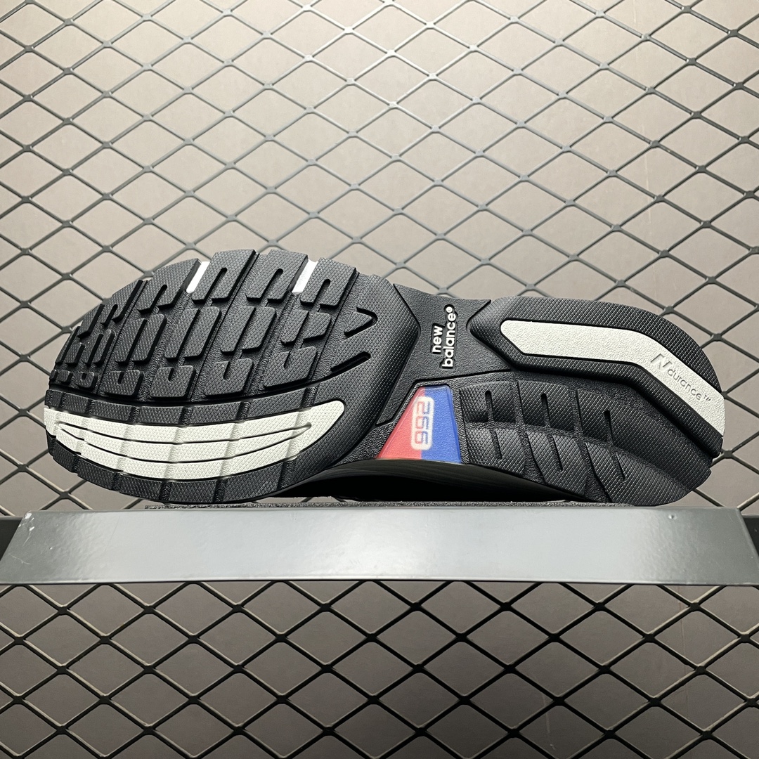ニューバランス/ New Balance 992 "Black"(M992EB)