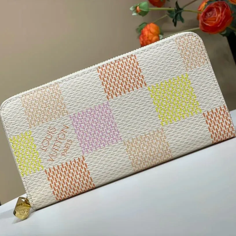 Louis Vuitton Zippy Wallet （M82444）