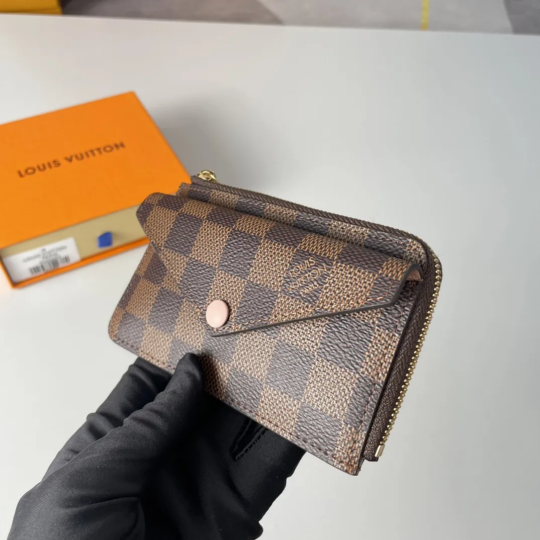 Louis Vuitton wallet （M69431）
