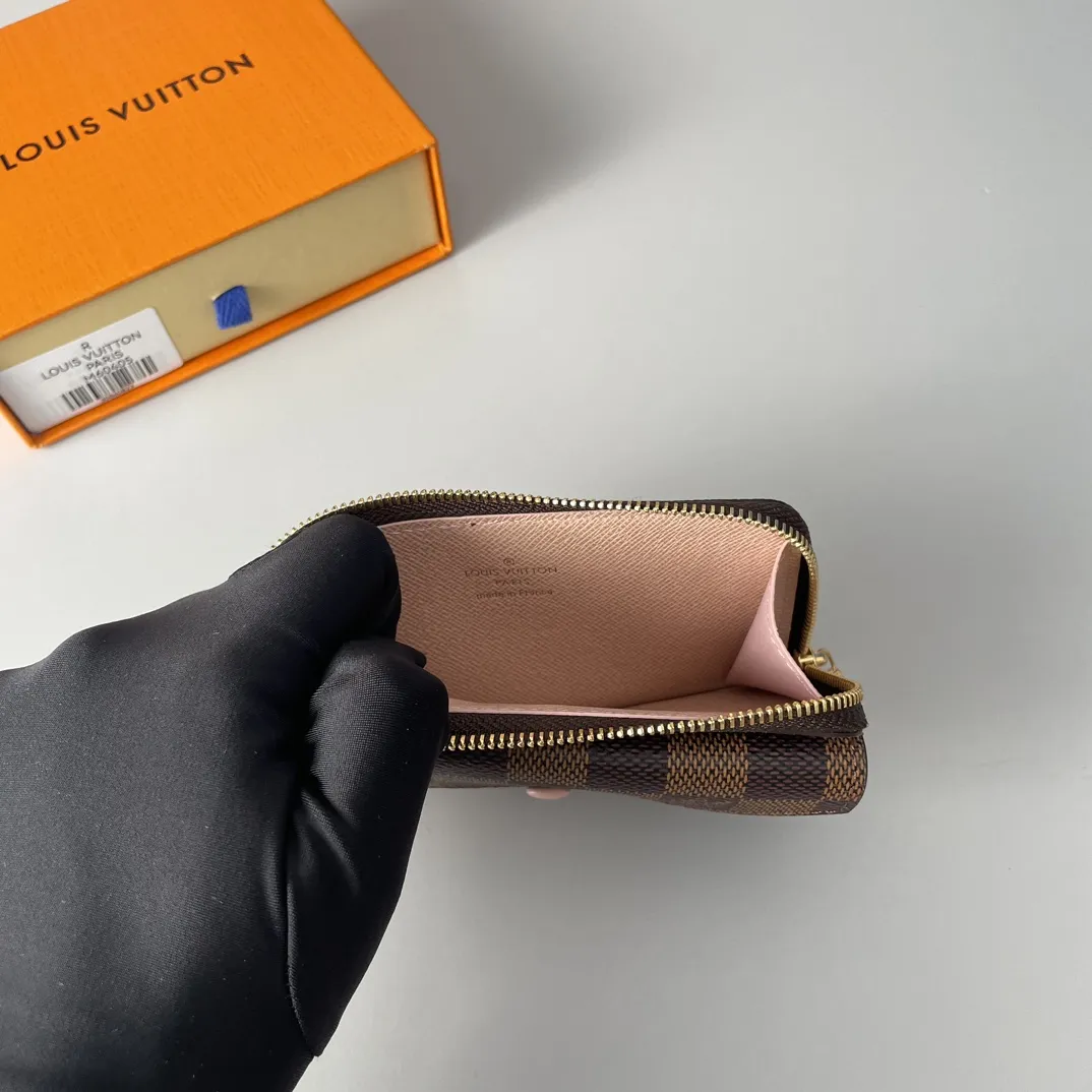 Louis Vuitton wallet （M69431）