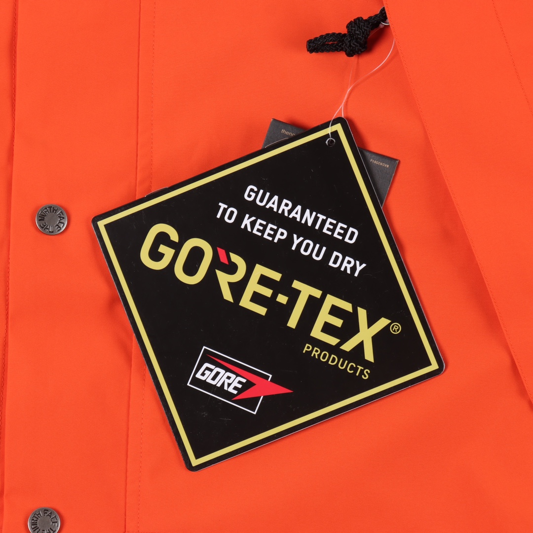 The North Face waterproof jacket（NF0A3JPA-V0W）