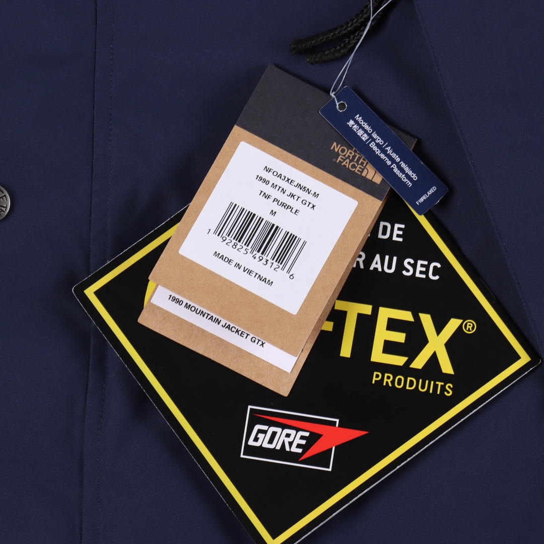 The North Face waterproof jacket（NF0A7UR9-92A）