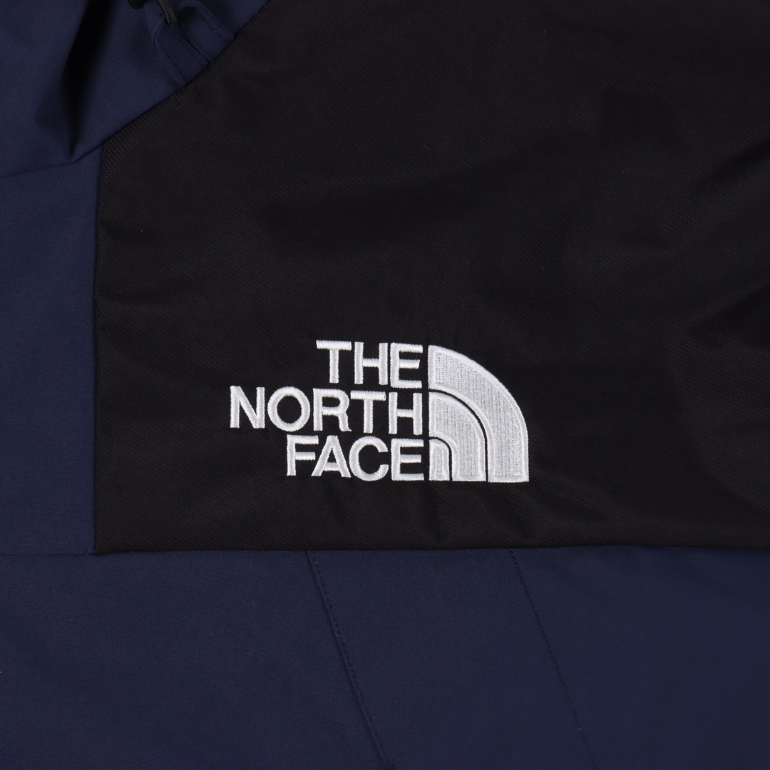 The North Face waterproof jacket（NF0A7UR9-92A）