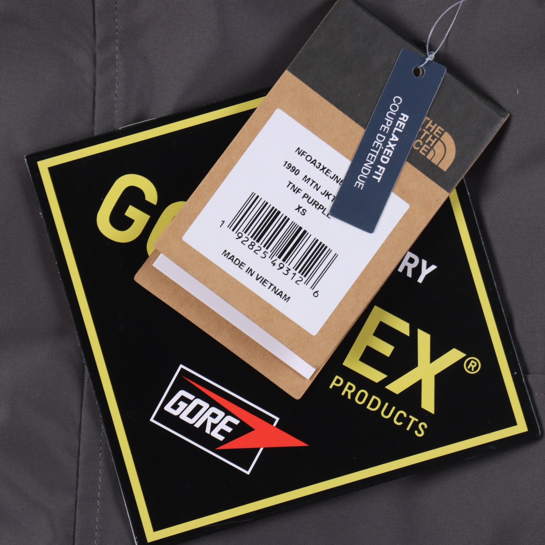 The North Face waterproof jacket（NI2GL54E）