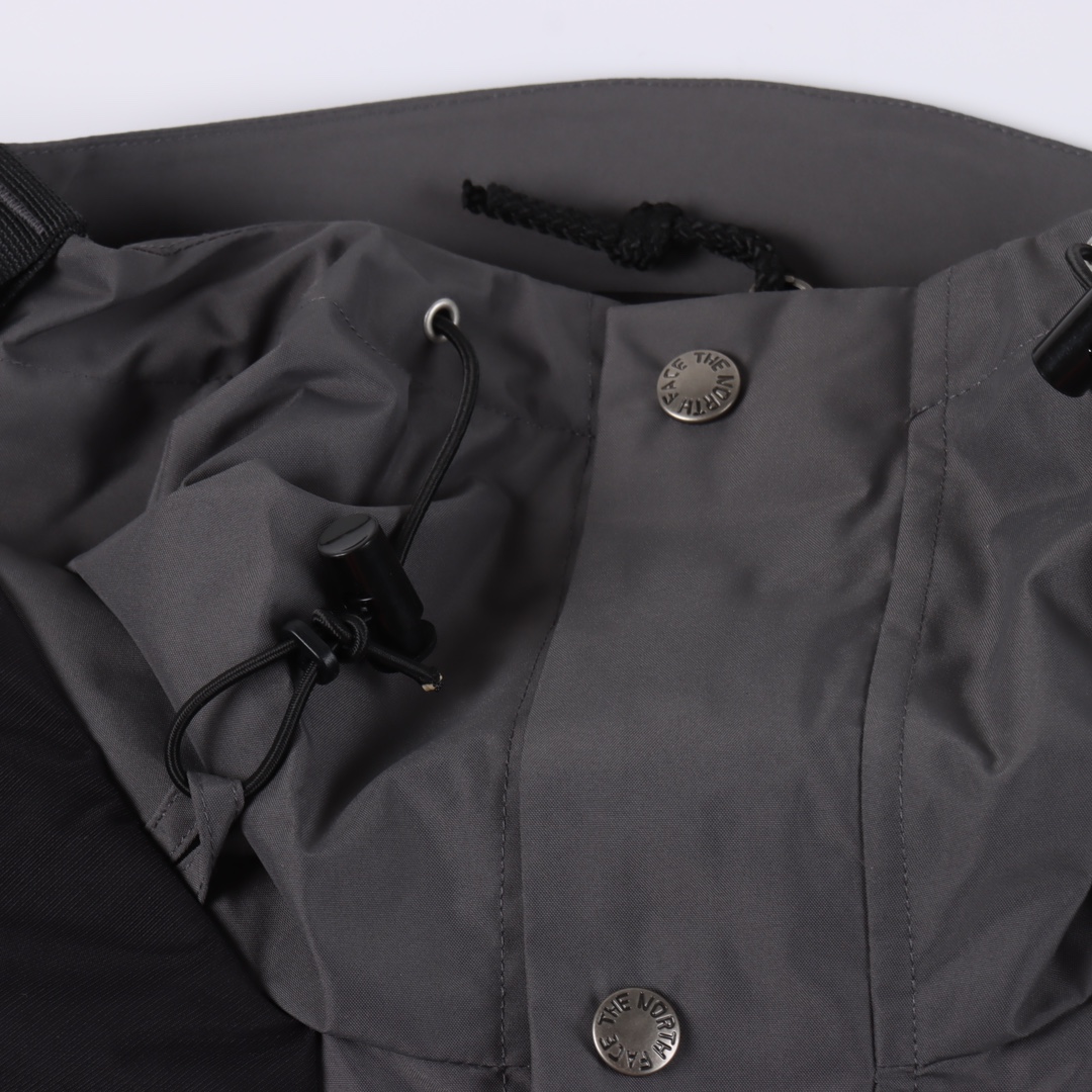 The North Face waterproof jacket（NI2GL54E）