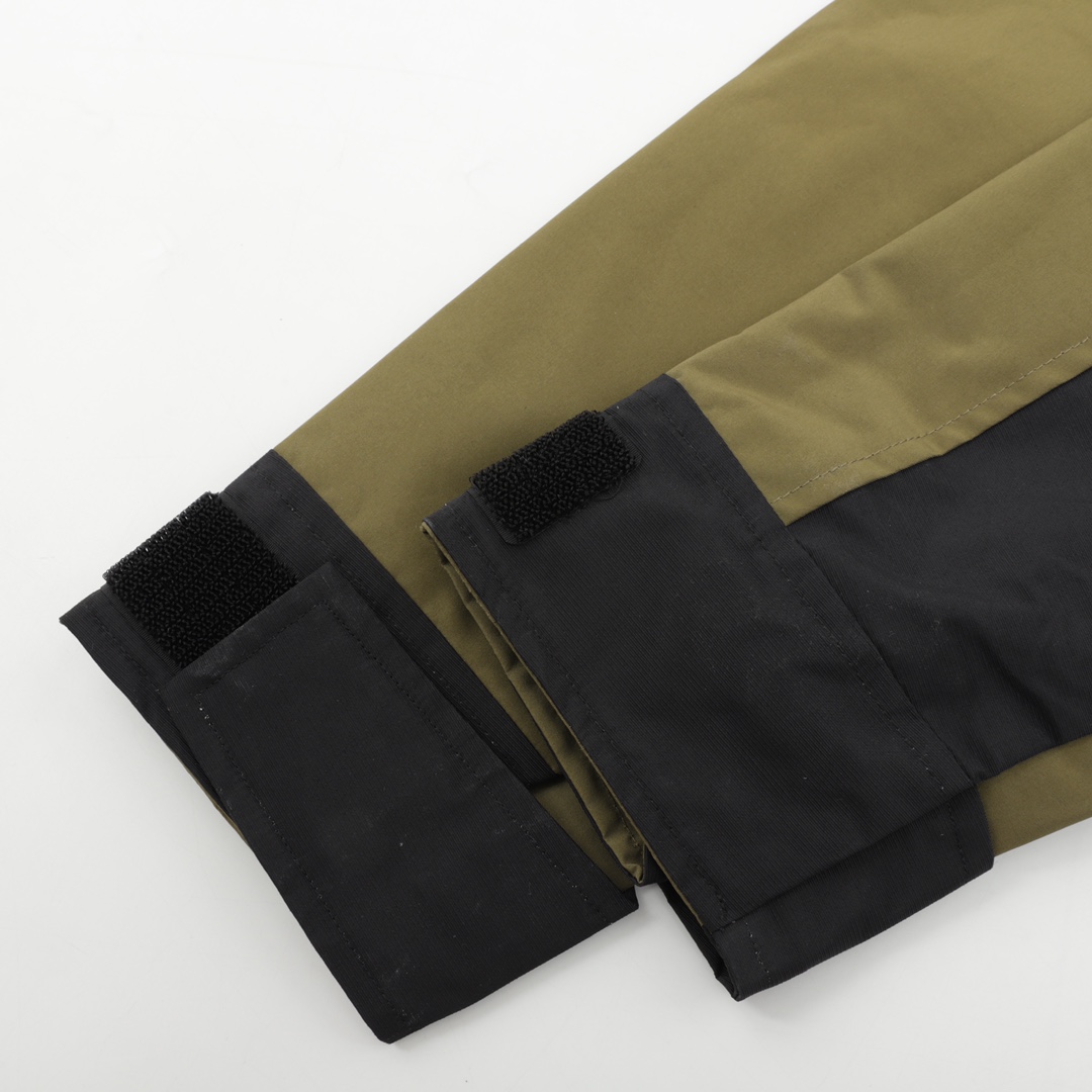 The North Face waterproof jacket（NI2GM50D）