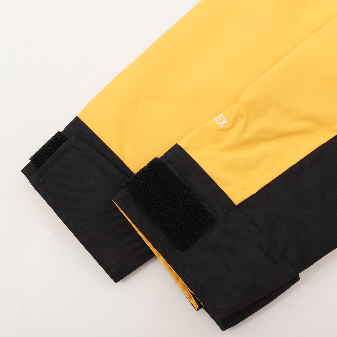 The North Face waterproof jacket（NI2GN09A）
