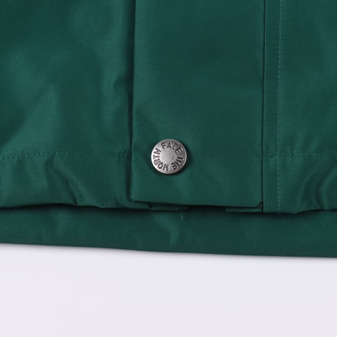 The North Face waterproof jacket（NI2GN10F）