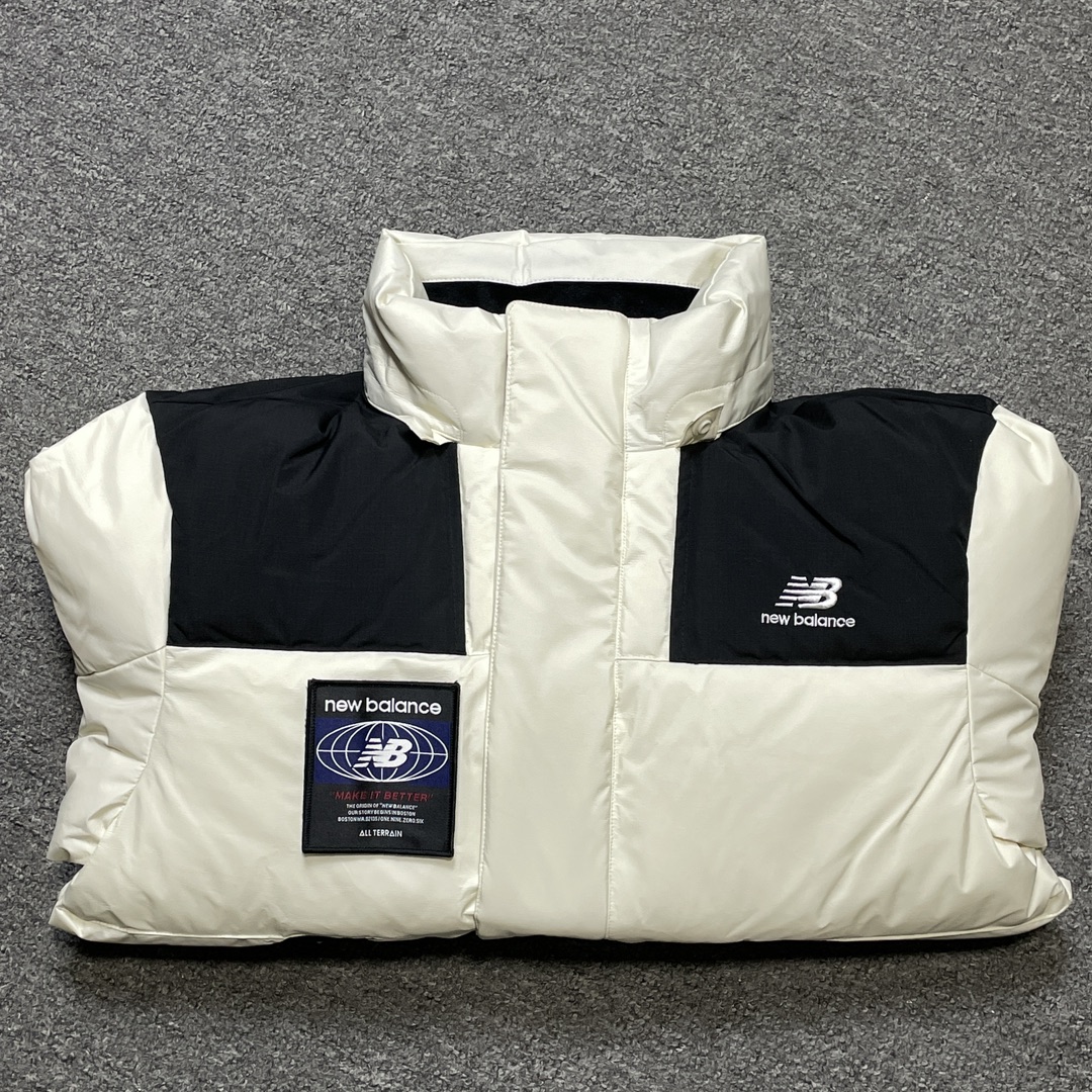 New Balance sports hooded down jacket（NPA43131-CRE）